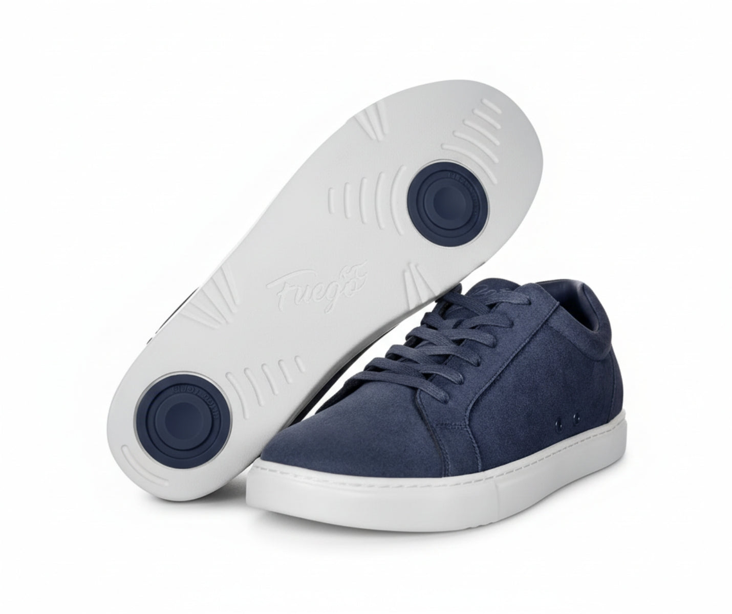 Fuego Low-Top Dance Sneakers in Navy Blau von Fuego Dance Shoes, einer aufrecht, einer mit Drehpunkten.