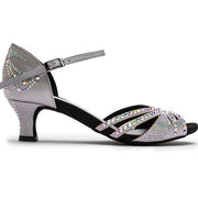 Sparkle Shine chaussures de danse en satin argenté avec semelle foncée