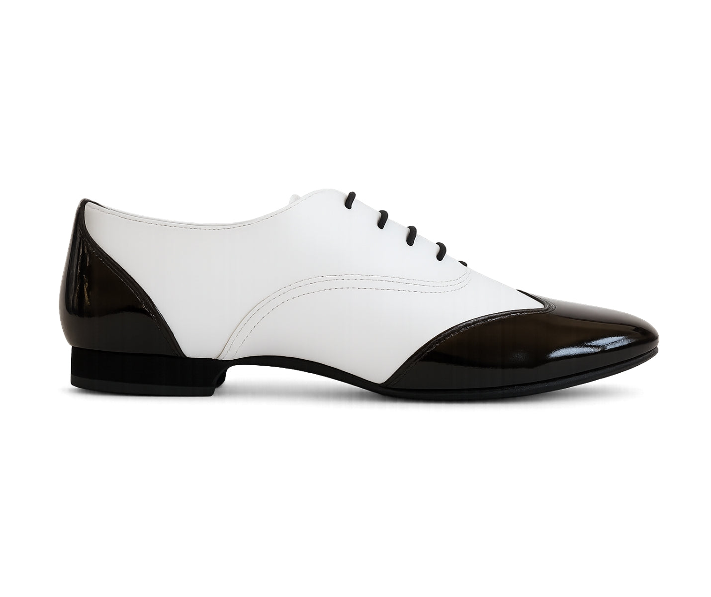 Dancing Queens 550 MAMBO Tanzschuhe in Schwarz-Weiss, glänzend, Seitenansicht.