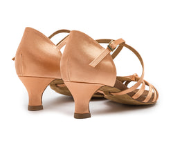 Flesh 205 Tanzschuhe von Dancing Queens mit gekreuzten Riemchen und niedrigem Blockabsatz, Rückansicht.