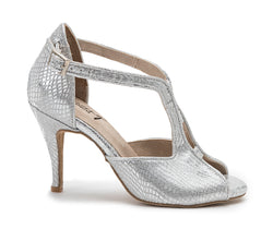 ESP11 Tanzschuhe in Silber, mit Schlangenmuster und seitlicher Schnalle, sind perfekt für die Dancing Queens Kollektion.