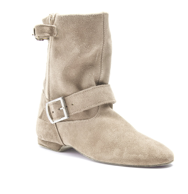 Beige 8835 niedrige West Coast Swing Stiefel von Rumpf, ideale flexible Schuhe mit seitlicher Schnalle.