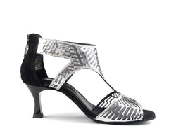 PD813 PRO Tanzschuhe von Portdance in Silber/Schwarz für schmale bis normale Füße, mit geometrischem Muster und offener Spitze.